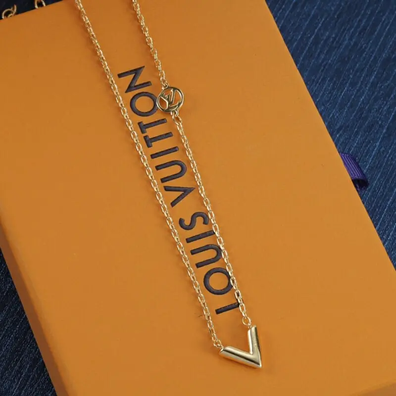 louis vuitton collier s_123a7761